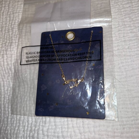 NWT Free People Libra Constellation with Flowers Gold Necklace - Picture 4 of 5